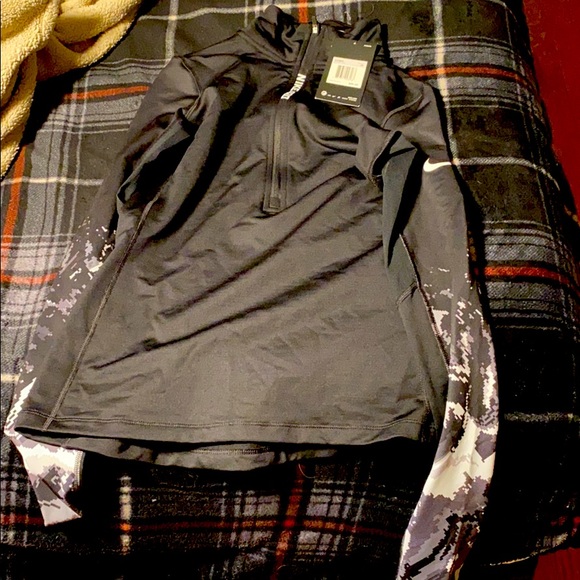 Nike Pants - Nike workout sweater